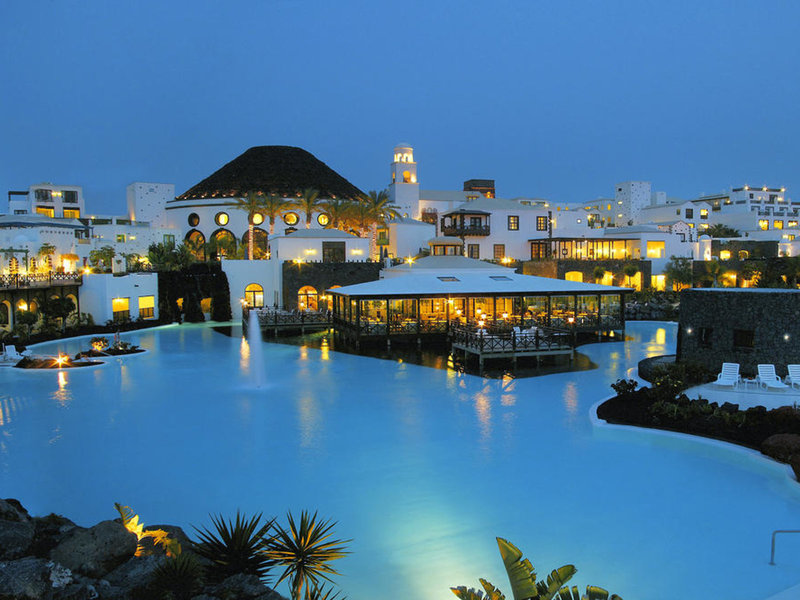 Hotel LIVVO Volcan Lanzarote 4