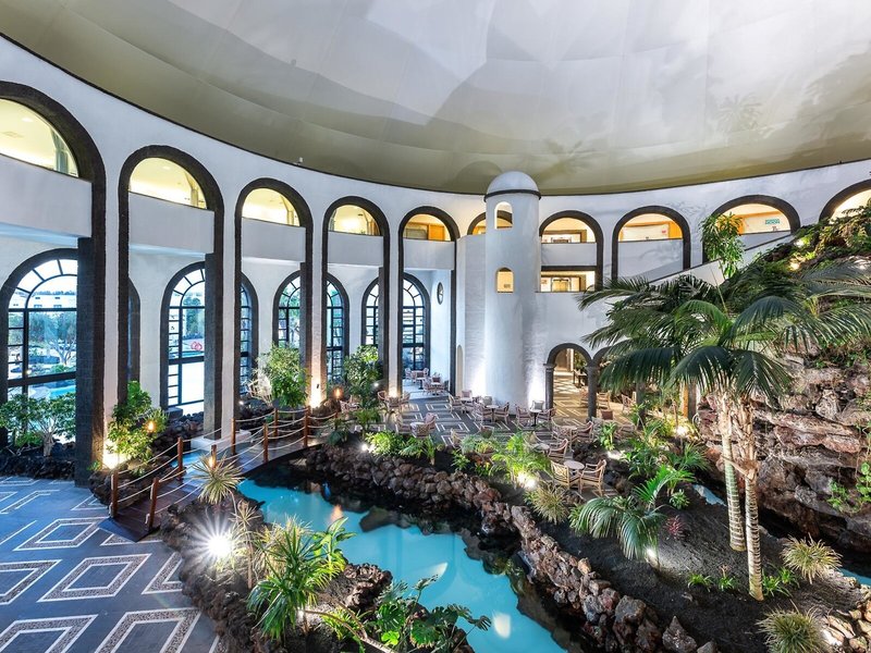 Hotel LIVVO Volcan Lanzarote 24