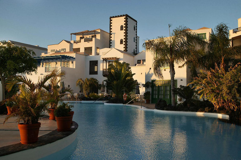 Hotel LIVVO Volcan Lanzarote 2