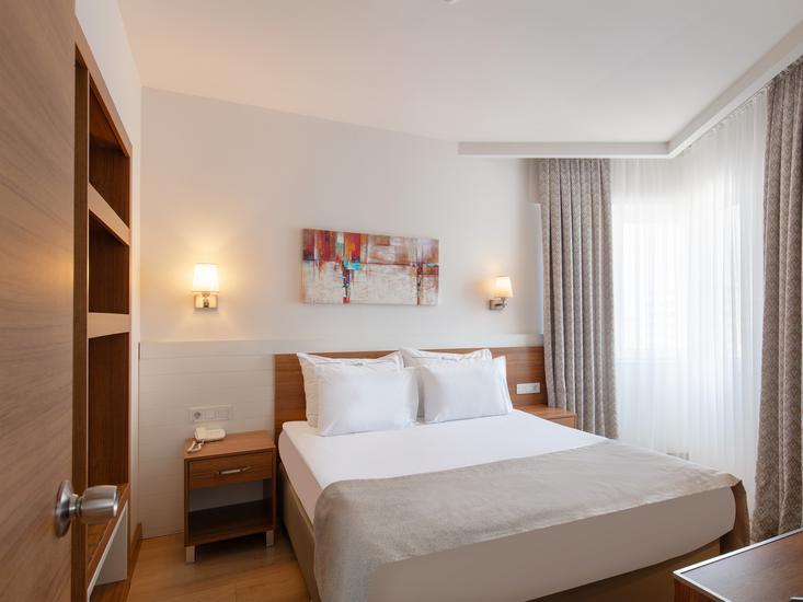 Grandpark Lara 16 - Room Example