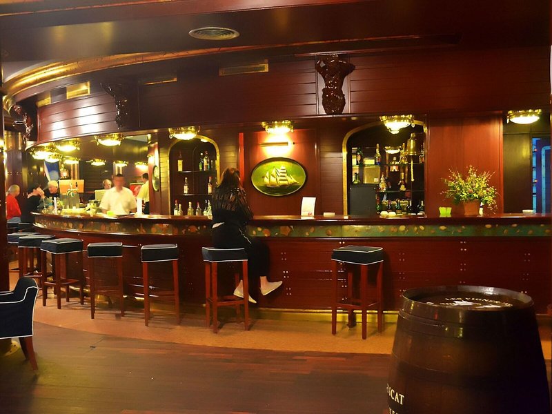 Regency Hotel & Spa 31