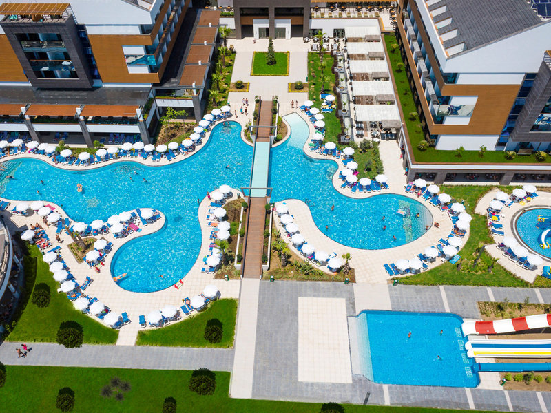 Terrace Elite Resort 12