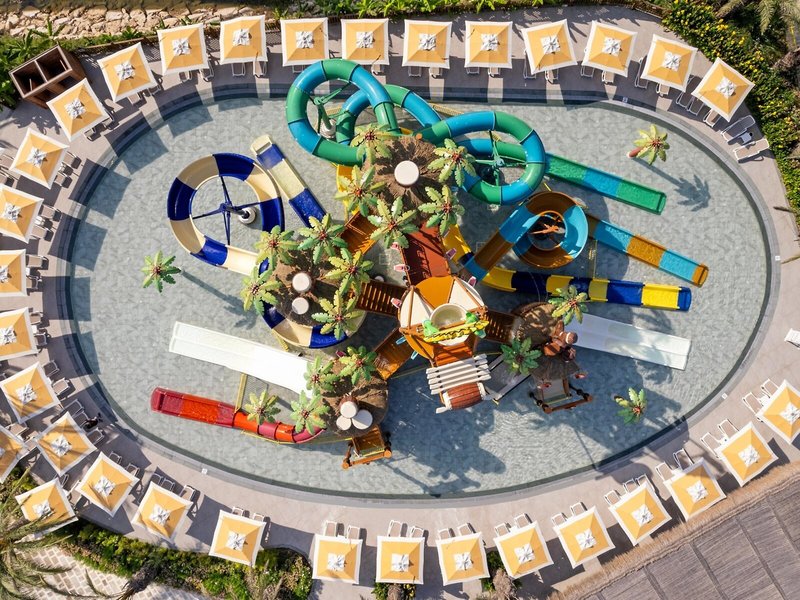 Titanic Deluxe Golf Belek 18