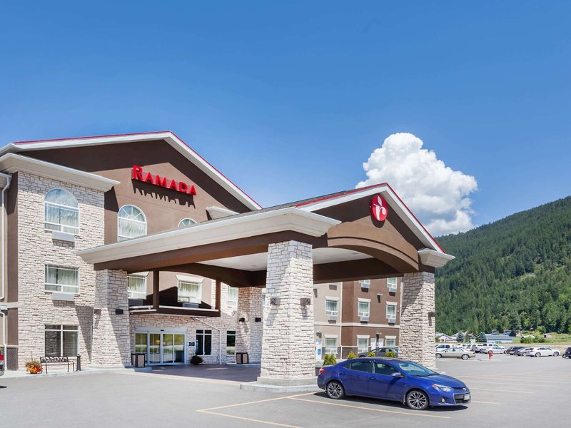 Ramada by Wyndham Creston 1