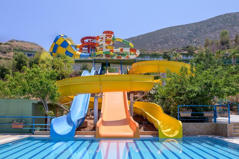 Aqua Sun Village 50