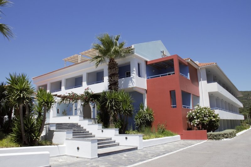 Zefiros Beach Hotel 1