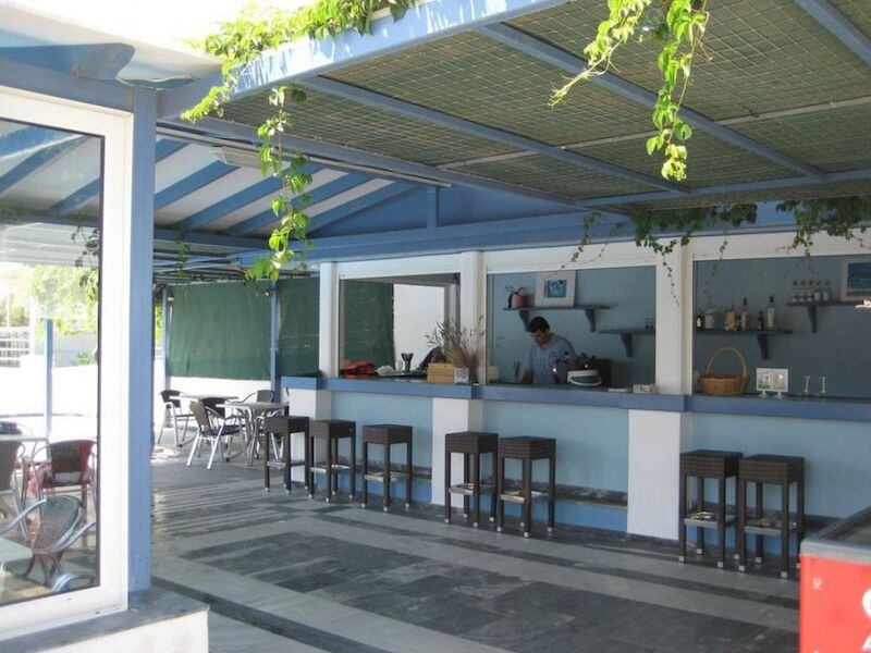 Zefiros Beach Hotel 7