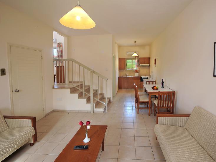 Nissiana Hotel & Bungalows 9