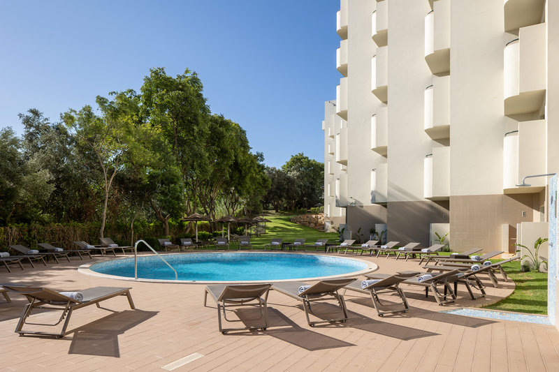 Holiday Inn Algarve Albufeira by IHG 11