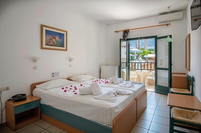 Paloma Garden & Corina Hotel 6