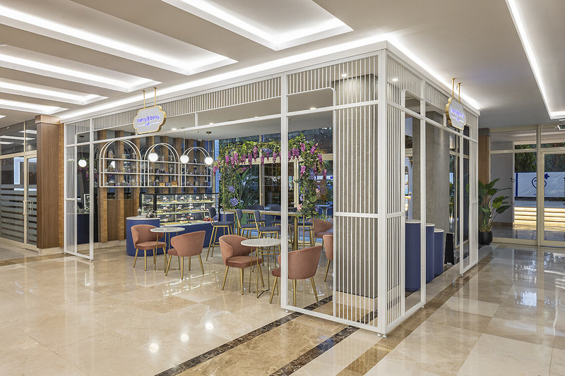 Berry Blue Hotels 10