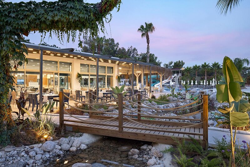 Berry Blue Hotels 26