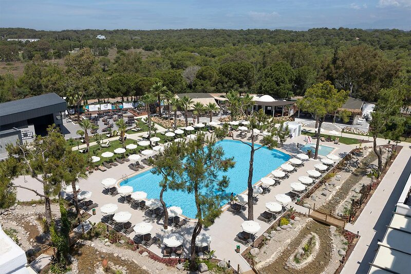 Berry Blue Hotels 60
