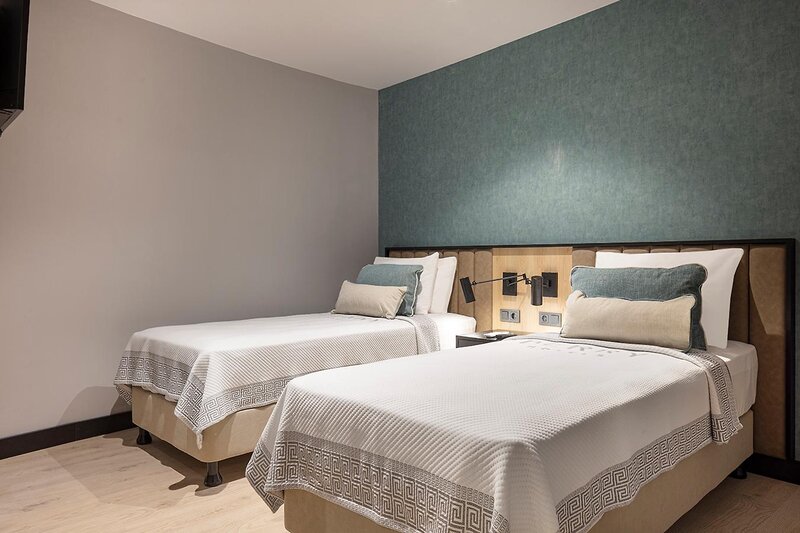 Berry Blue Hotels 89
