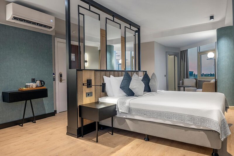 Berry Blue Hotels 97