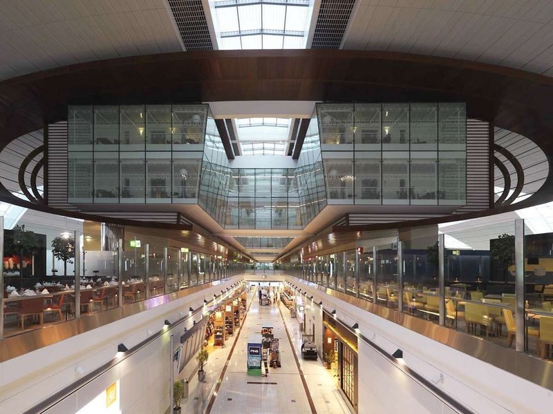 Dubai International 1 - Exterior