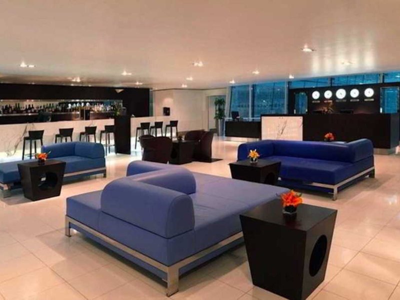 Dubai International 14 - Lounge / Lobby