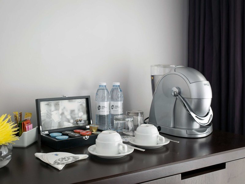 Dubai International 16 - Restaurant