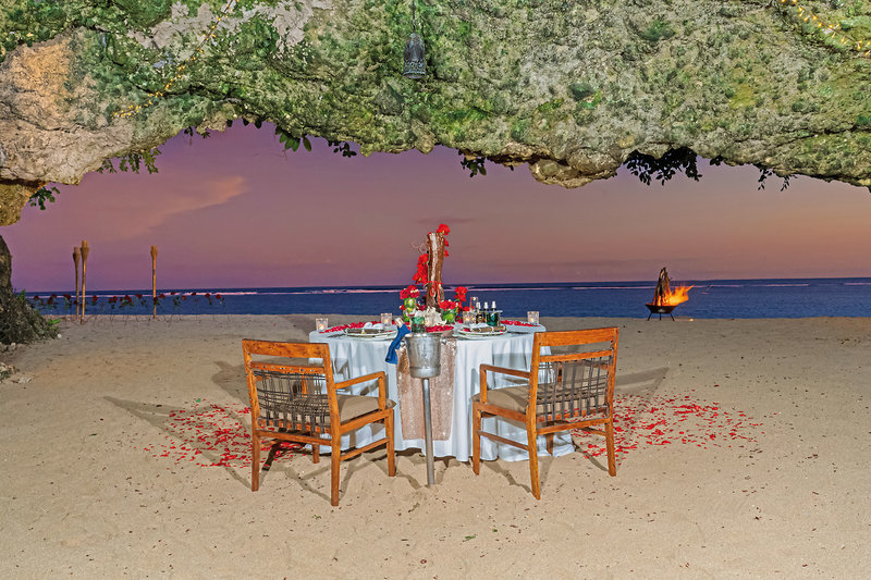 Samabe Bali Suites & Villas 38