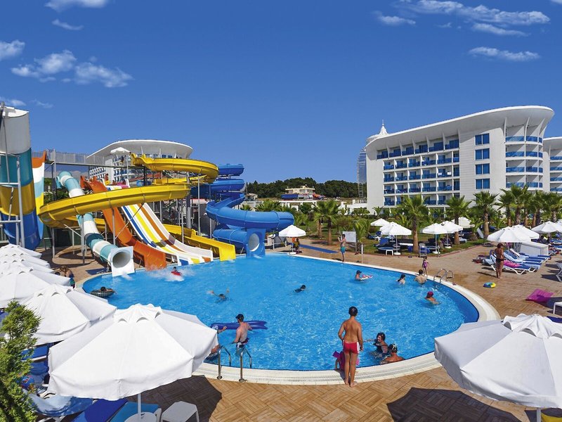 Sultan of Dreams 1 - Outdoor Pool