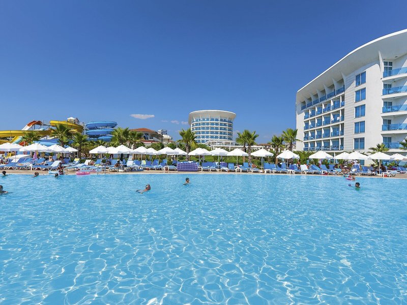 Sultan of Dreams 4 - Outdoor Pool