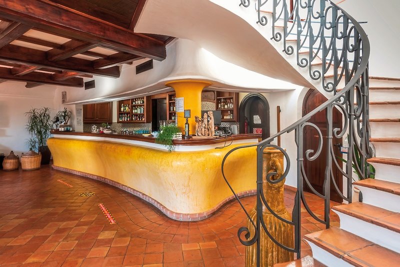Galanias Hotel & Retreat 8