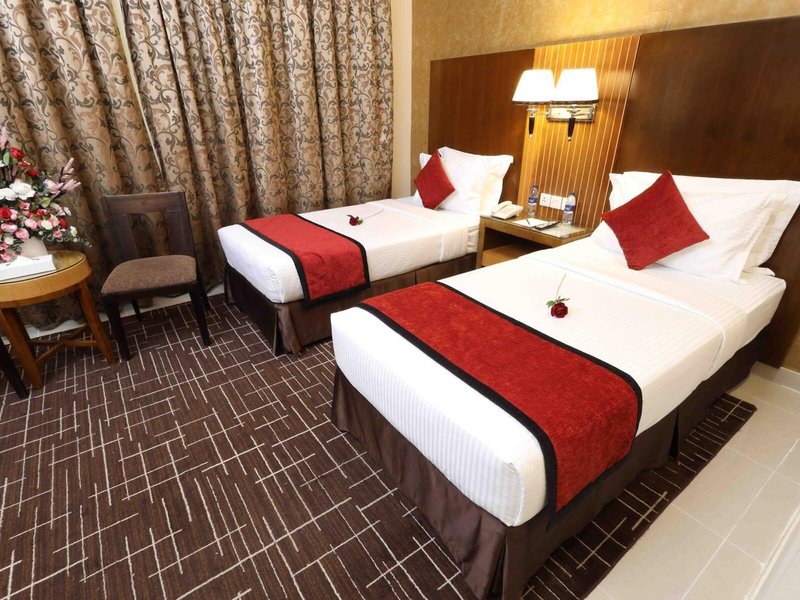 City Tower 33 - Room Example