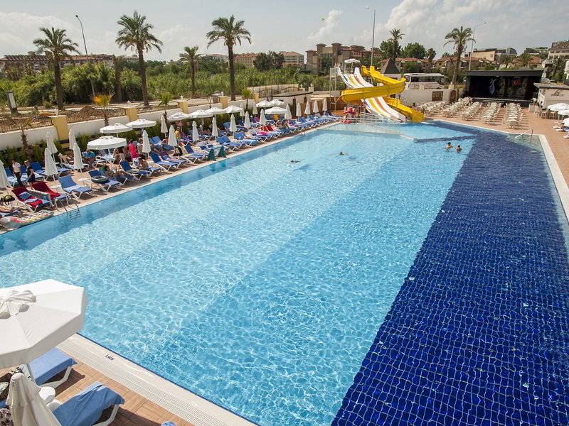Dream World Resort & Spa 6