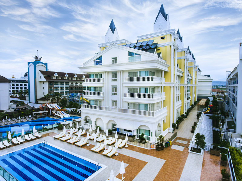 Dream World Resort & Spa 7