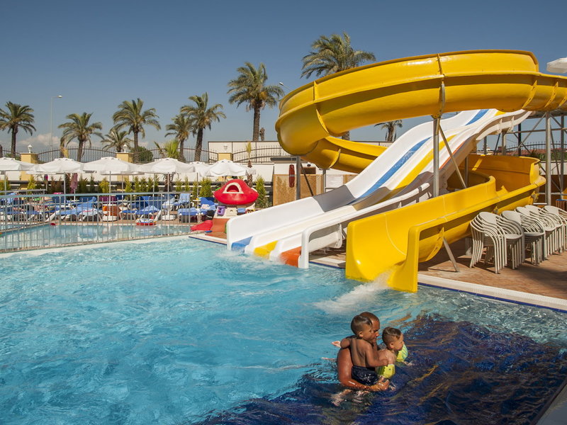 Dream World Resort & Spa 8