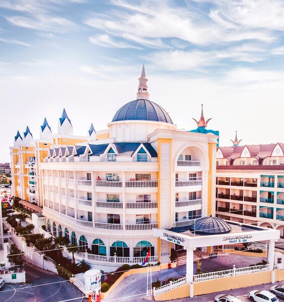 Dream World Resort & Spa 11