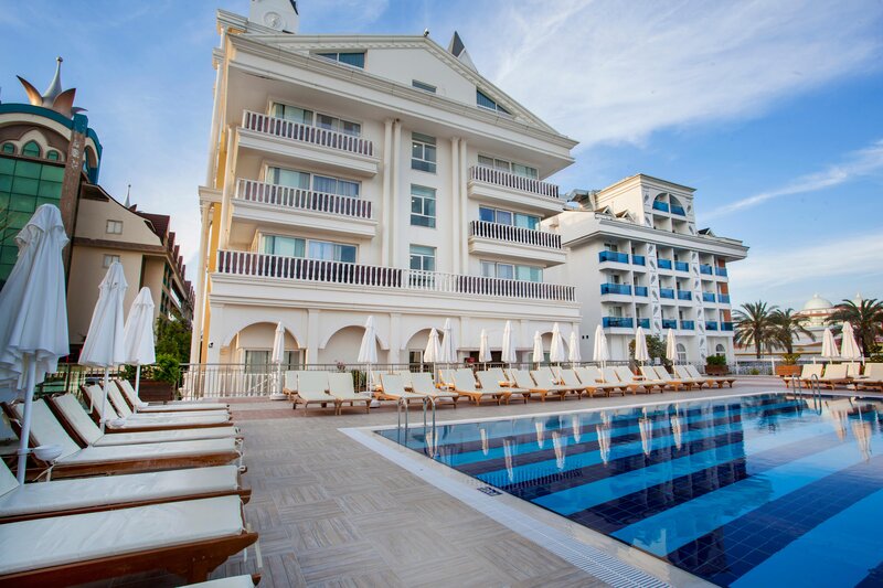 Dream World Resort & Spa 31