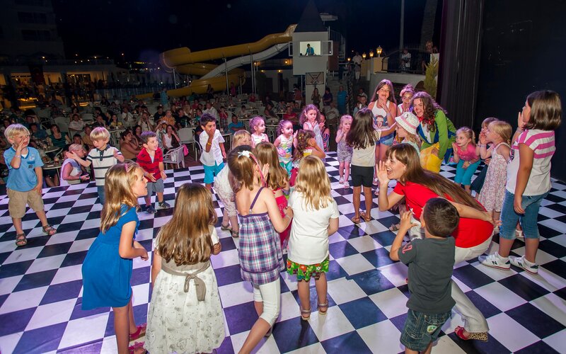 Dream World Resort & Spa 73