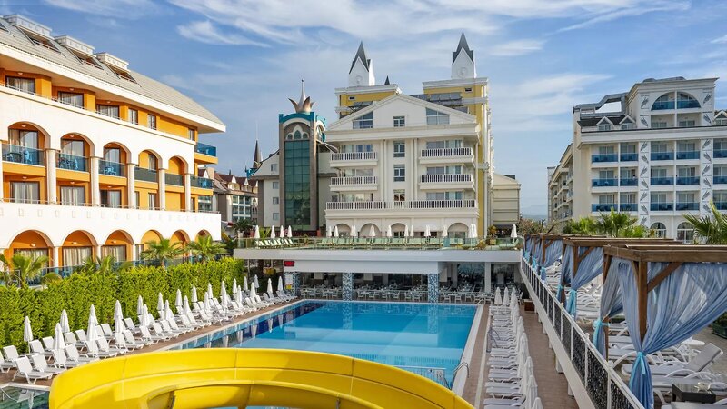 Dream World Resort & Spa 4