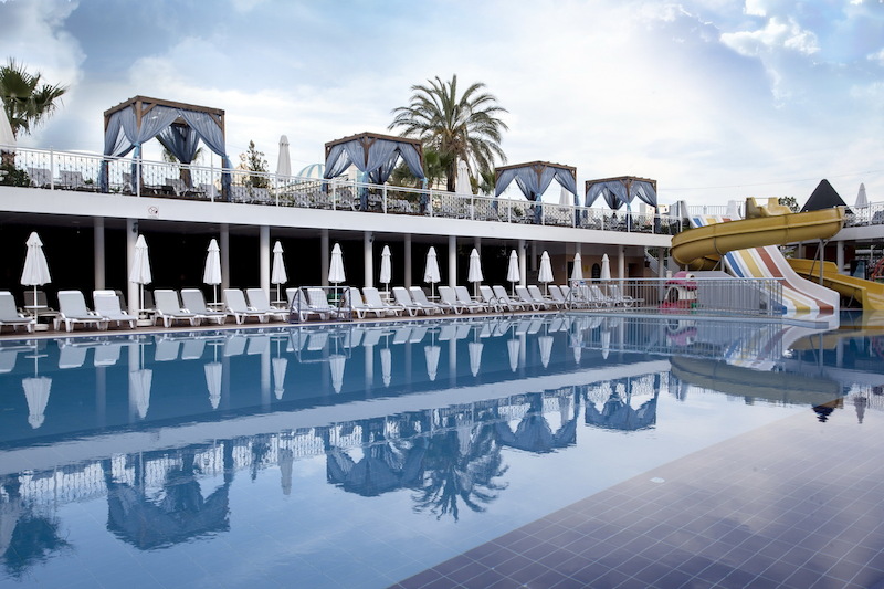 Dream World Resort & Spa 61
