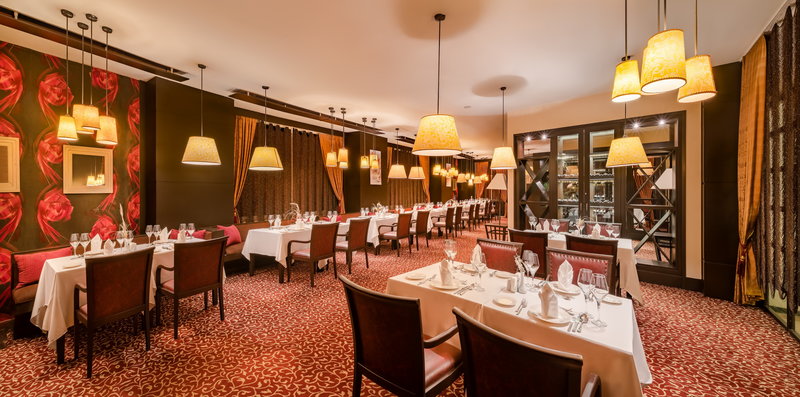 Hotel Gravel Select 8