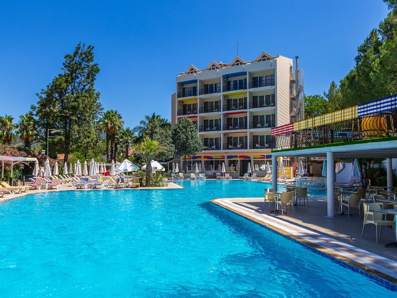 Fun & Sun Smart Voxx Resort 11