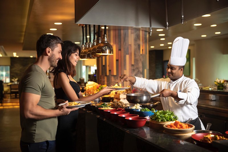 Towers Rotana 17