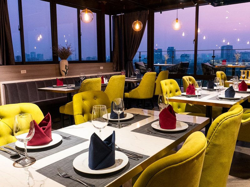 Authentic Hanoi Boutique Hotel 8