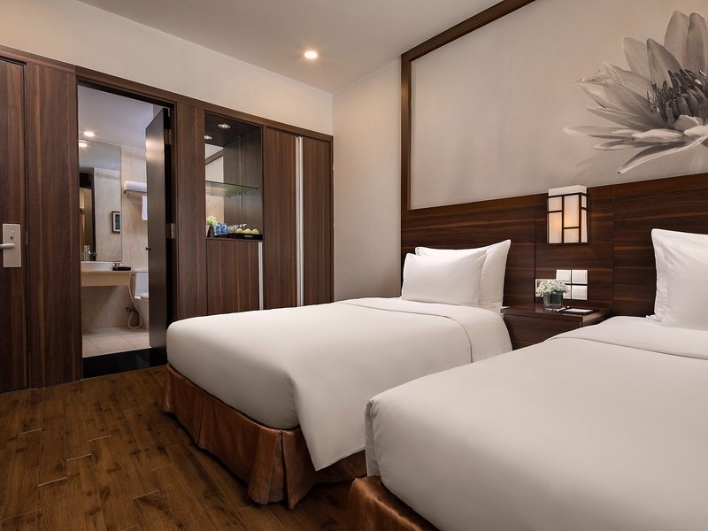 Authentic Hanoi Boutique Hotel 21