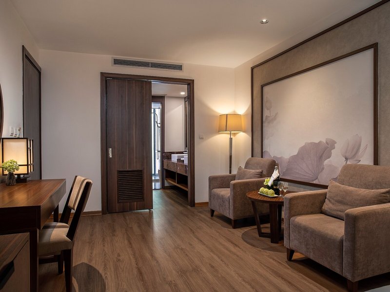Authentic Hanoi Boutique Hotel 34