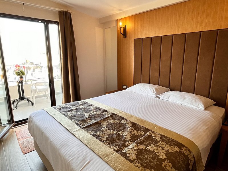 Aren Suites 13