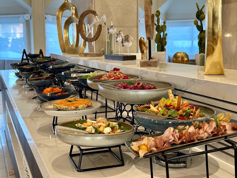 Crown Resorts Horizon 9