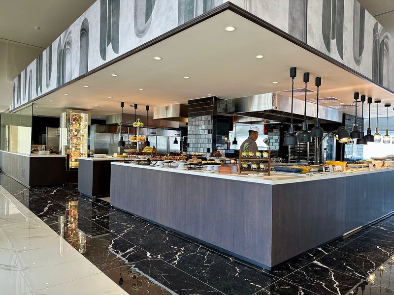 Crown Resorts Horizon 12