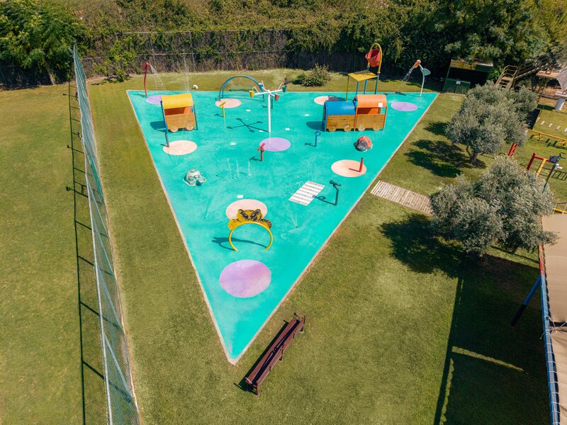 Side Star Resort 33
