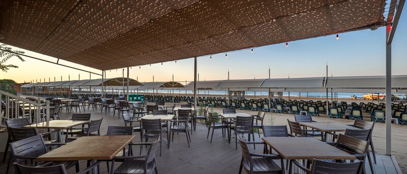 Side Star Resort 51