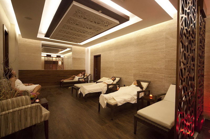 Side Star Resort 86