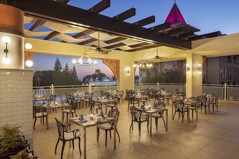Side Star Resort 14