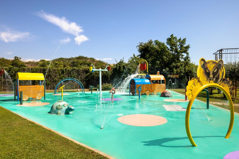 Side Star Resort 43