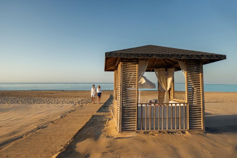 Side Star Resort 44